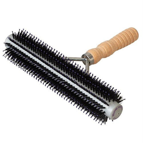 Weaver Wide Range Fluffer Brush