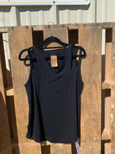 Vega V-neck Tank top