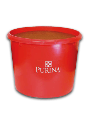 Purina Wind N Rain Mineral Tub with fly control